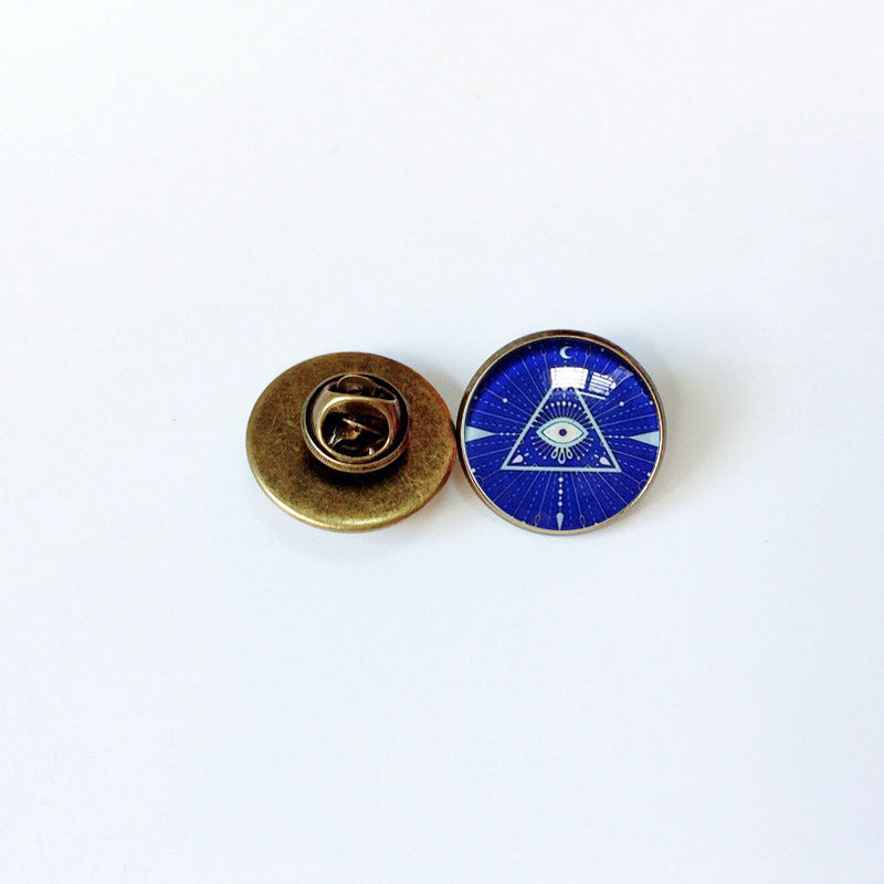 Devil's Eye Pin Brooch In Copper Featuring Unique Design For Stylish Accessories
