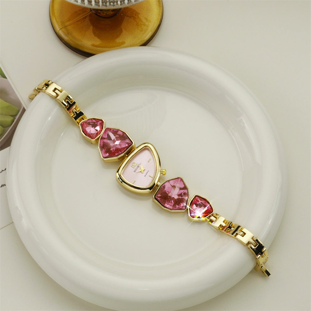 Women’s Quartz Watch With Alloy Strap And Jewelry Buckle Featuring Ordinary Glass Mirror And Pointer Display