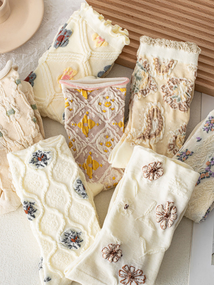 7 Pairs Women Artsy Flower Jacquard Socks