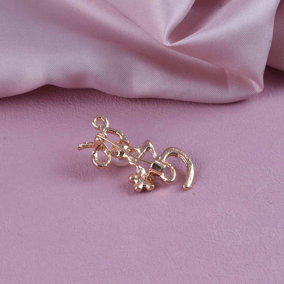 Love Pin Made Of Zinc Alloy With Rhinestones, Electroplated Finish In Gold