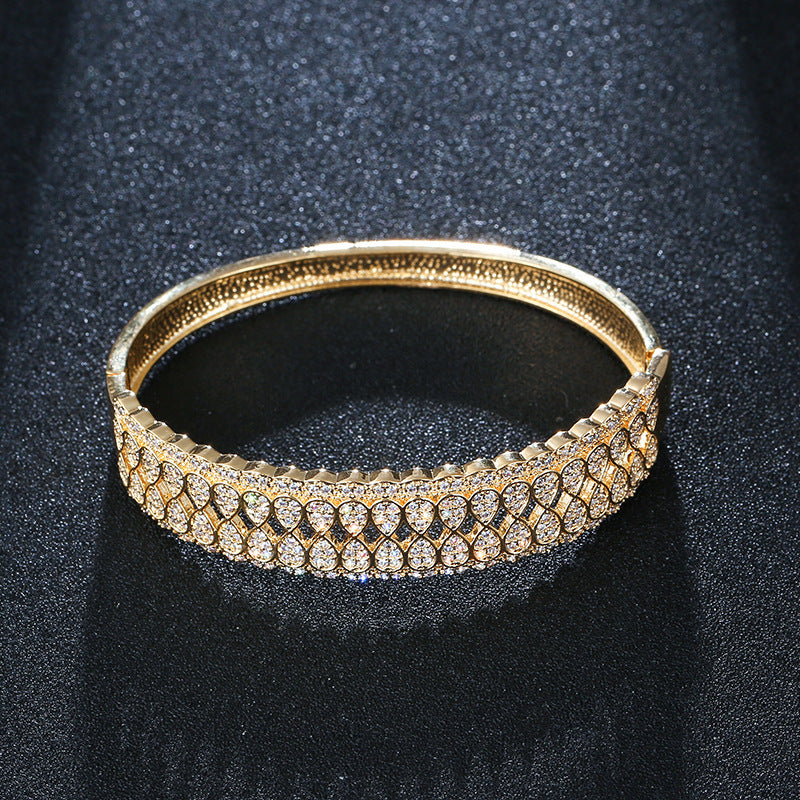 Number Pattern Brass Bangle With Zircon Inlay, Electroplated Gold Plating, Elegant Gold Tone