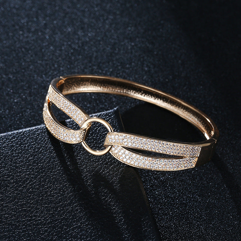 Simple Style Copper Bangle With Electroplated Gold Plating And Zircon Inlay Featuring Elegant Lines