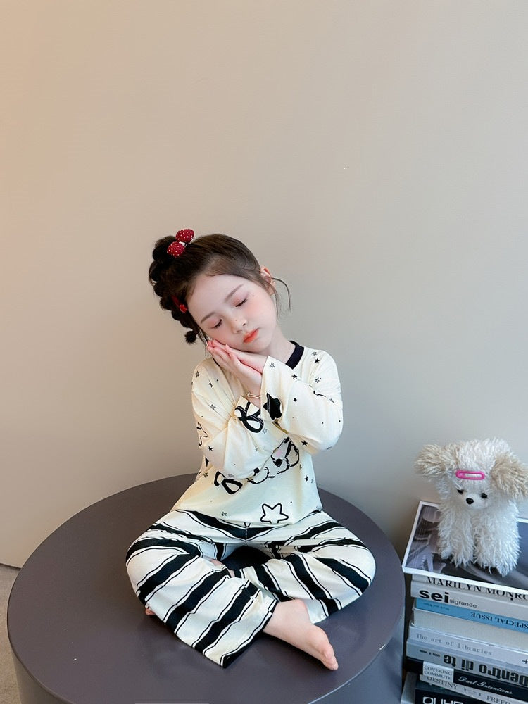 Cute Cartoon Girl's Children's Home Clothes Set In Modal Fabric With Round Neck And Long Sleeves For Spring
