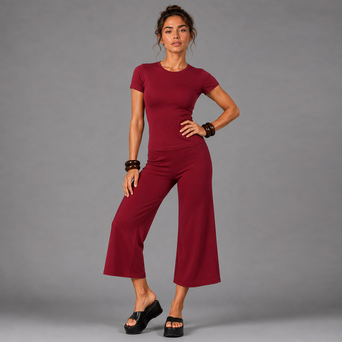 Sporty Calf-Length Running Jumpsuit For Women In Nylon Fabric Featuring Wide Leg Pants Design For Summer