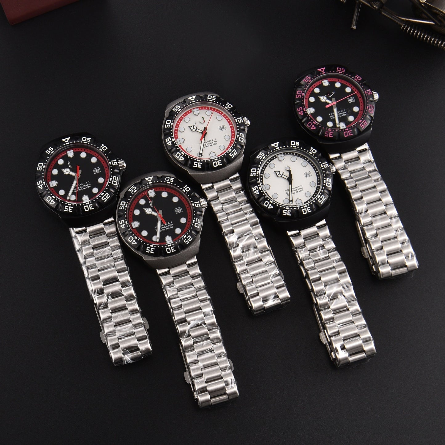 Men's Quartz Watch With Round Dial, Tempered Glass Mirror, Silica Gel Strap, And Pin Buckle