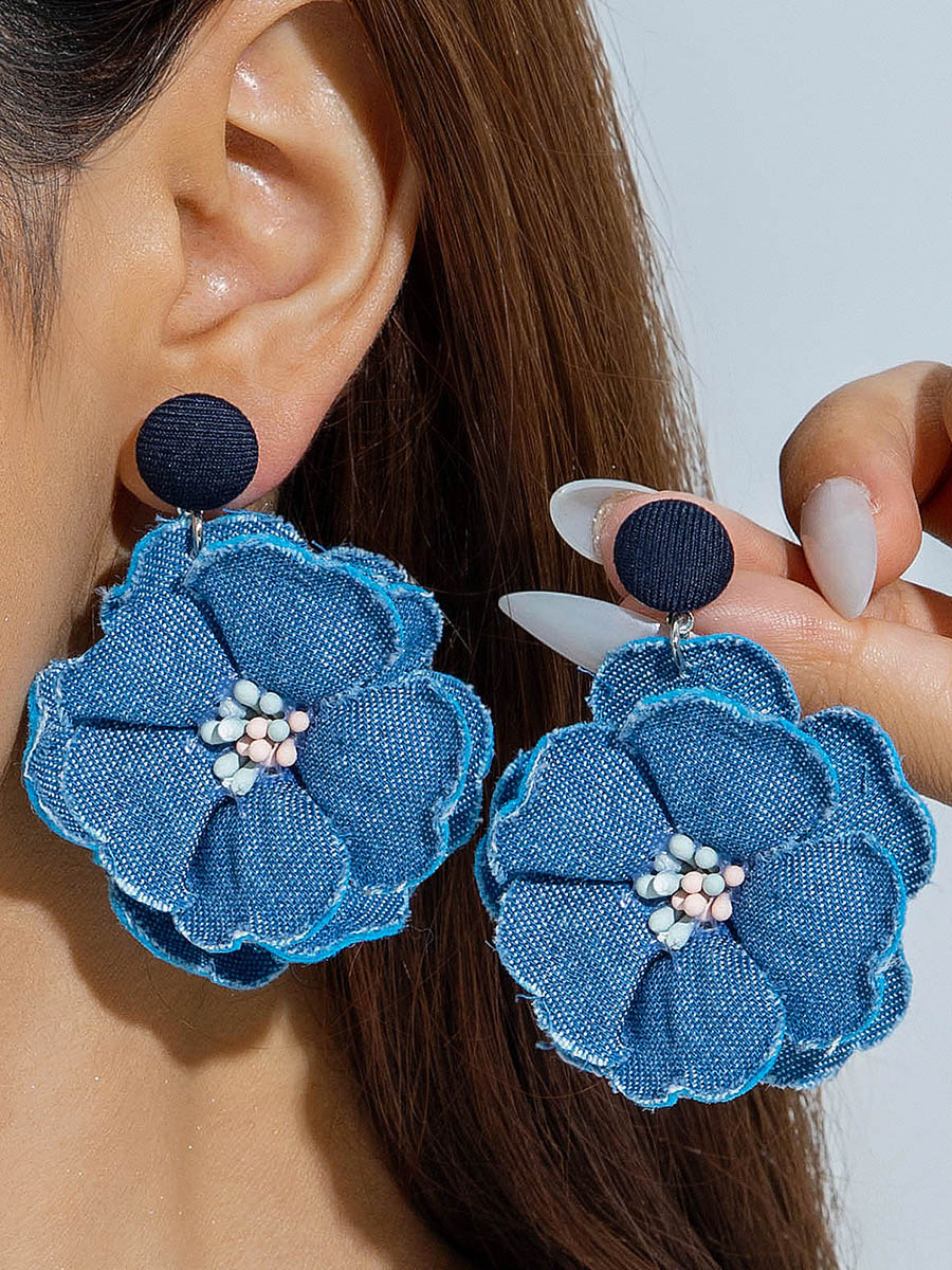 Flower Shape Drop Earrings