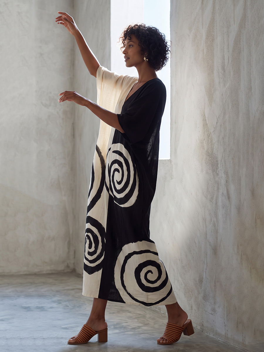 Printed Contrast Color Three-quarter Sleeves Loose Deep V-Neck Midi Dresses