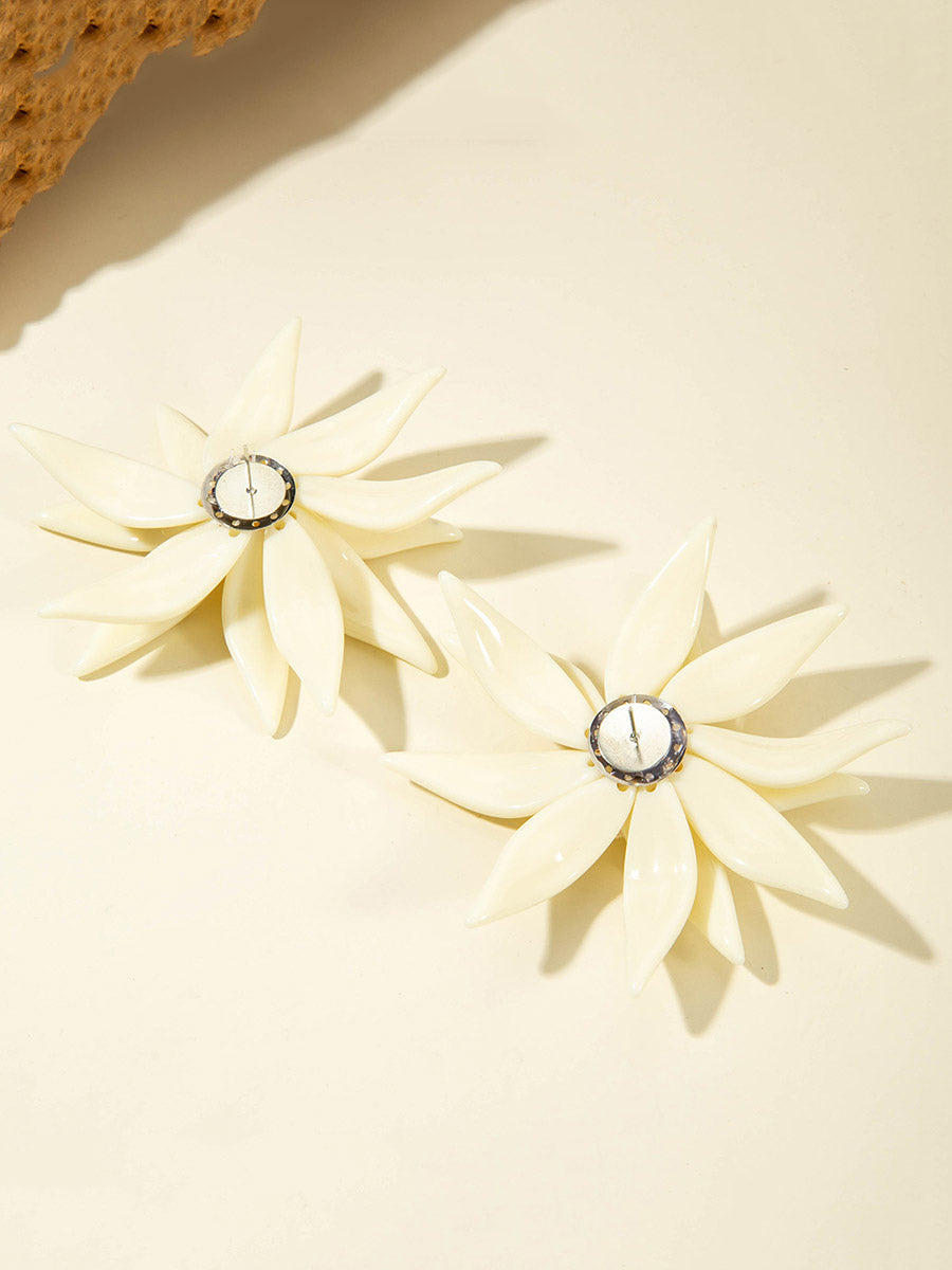 Flower Shape Drop Earrings