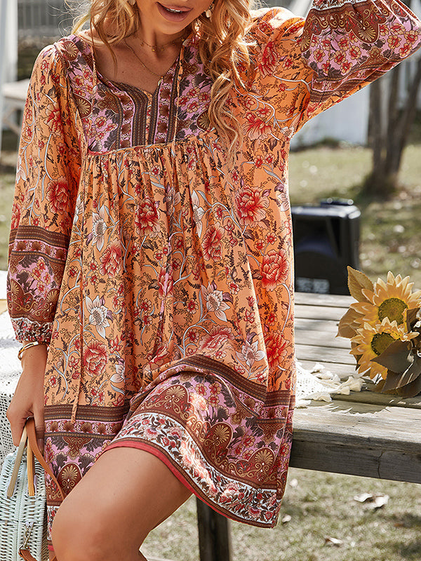 A-Line Loose Contrast Color Flower Print Pleated V-Neck Mini Dresses