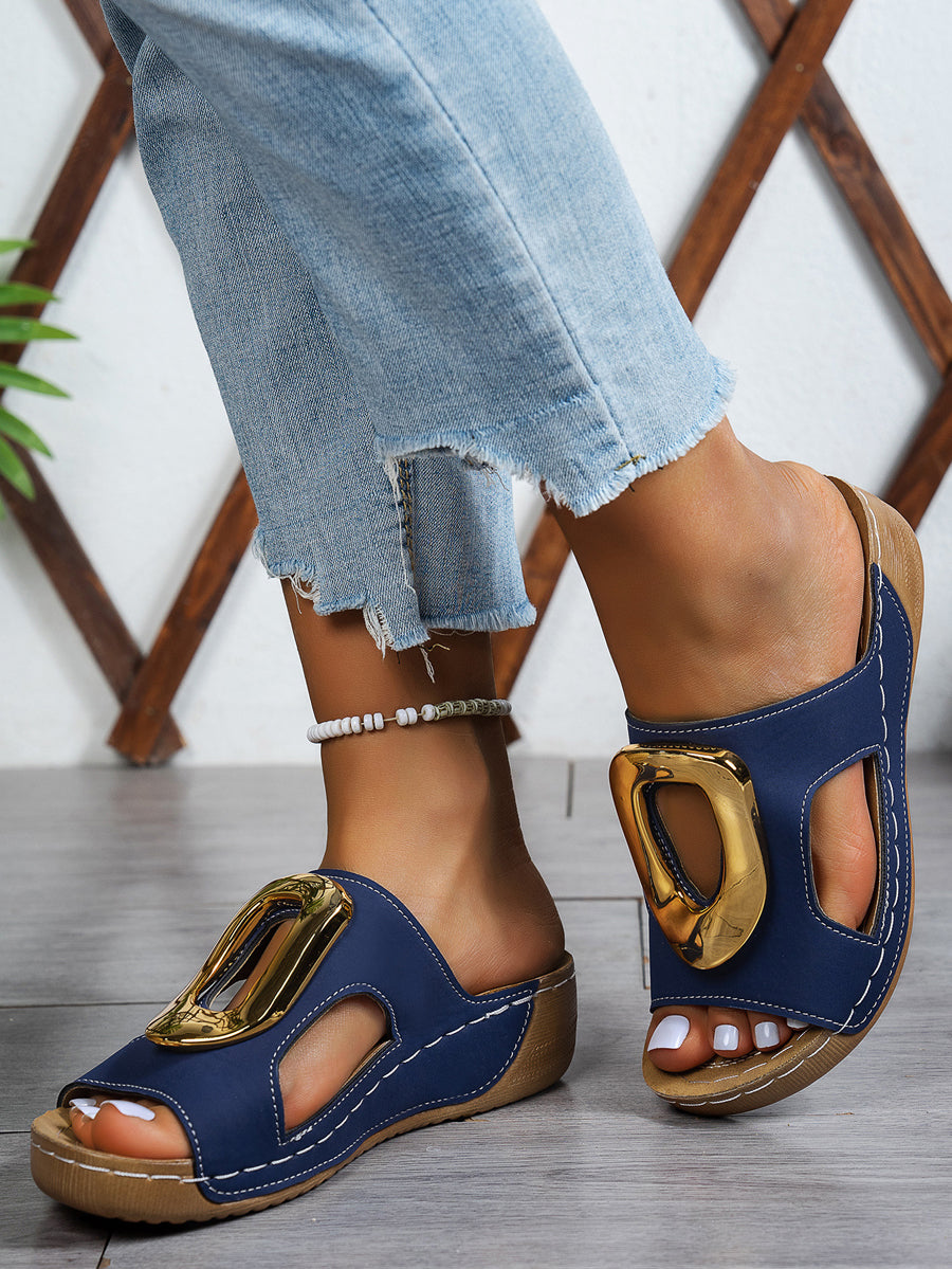Hollow Slippers