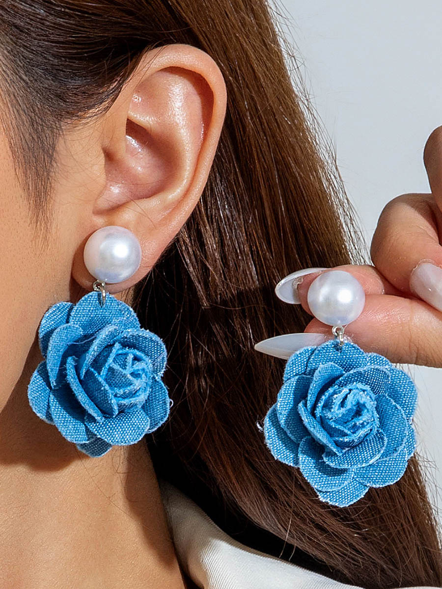 Flower Shape Drop Earrings