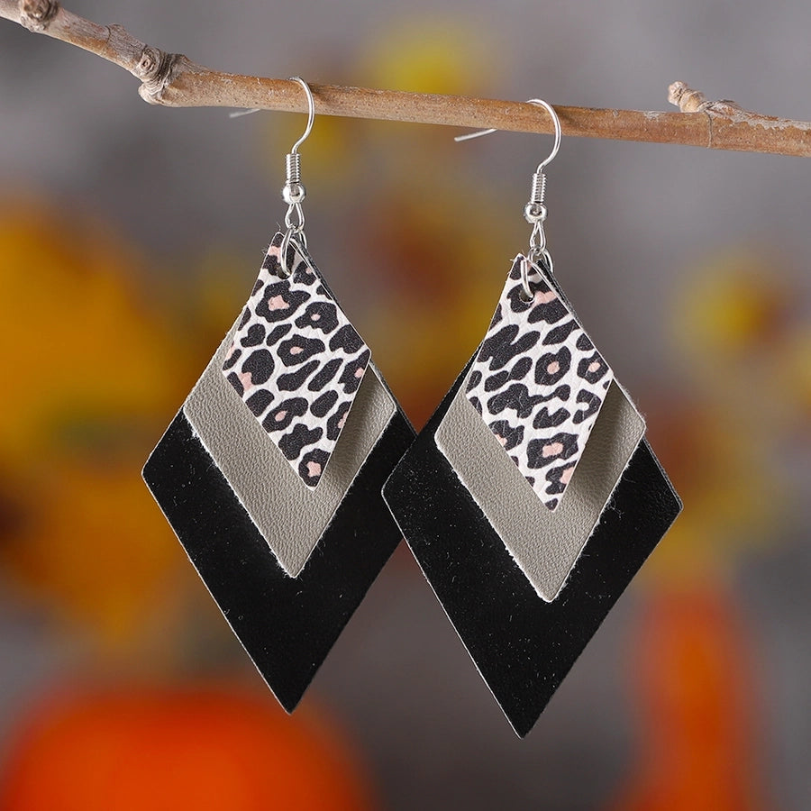 1 Pair Retro Vacation Leaf Color Block Pu Leather Drop Earrings