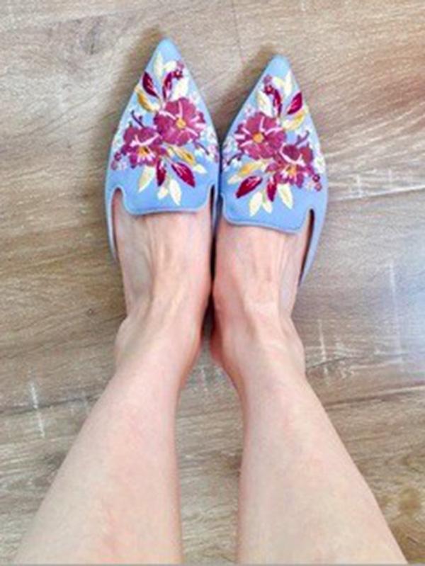 Pretty Embroidered Mules&Slides Shoes
