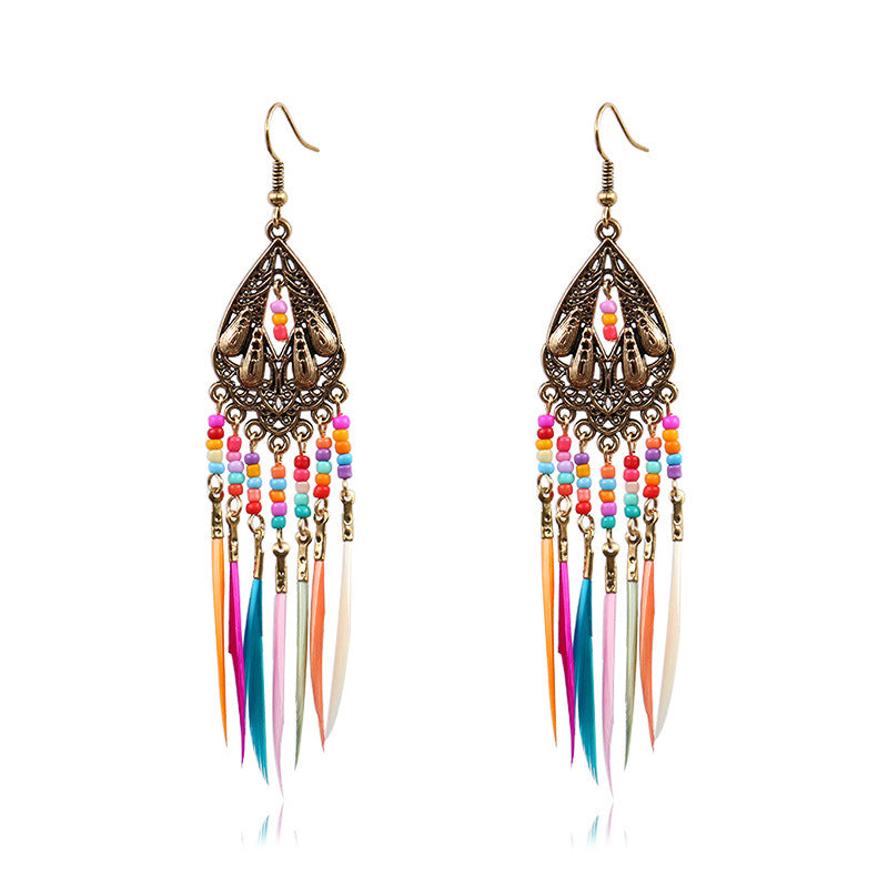 Round hollow feather tassel earrings