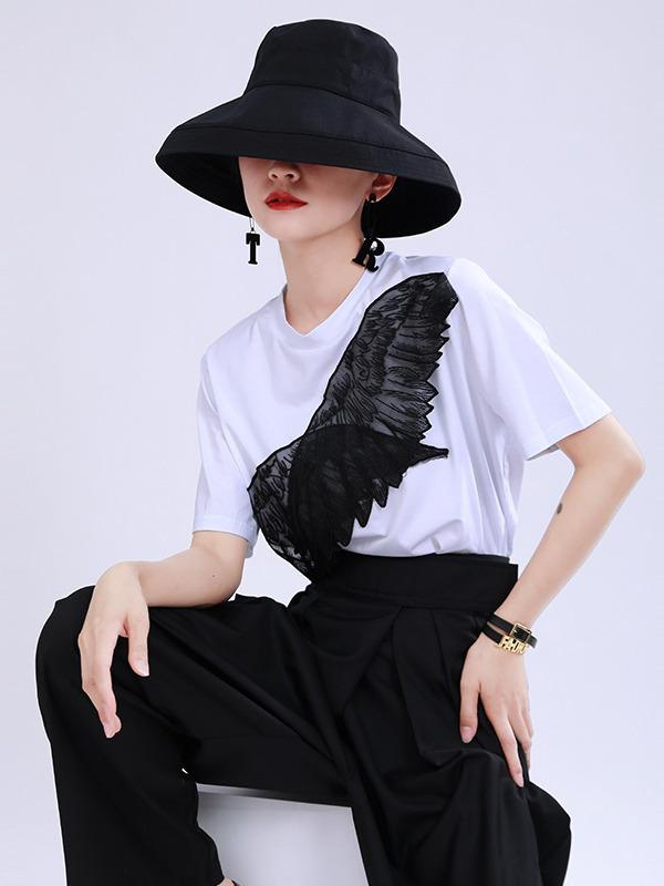Loose Urban Wing Embroidery T-Shirt