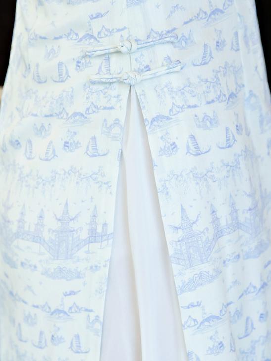 Chinese Traditional Silk Cheongsam Dress with Flower Print