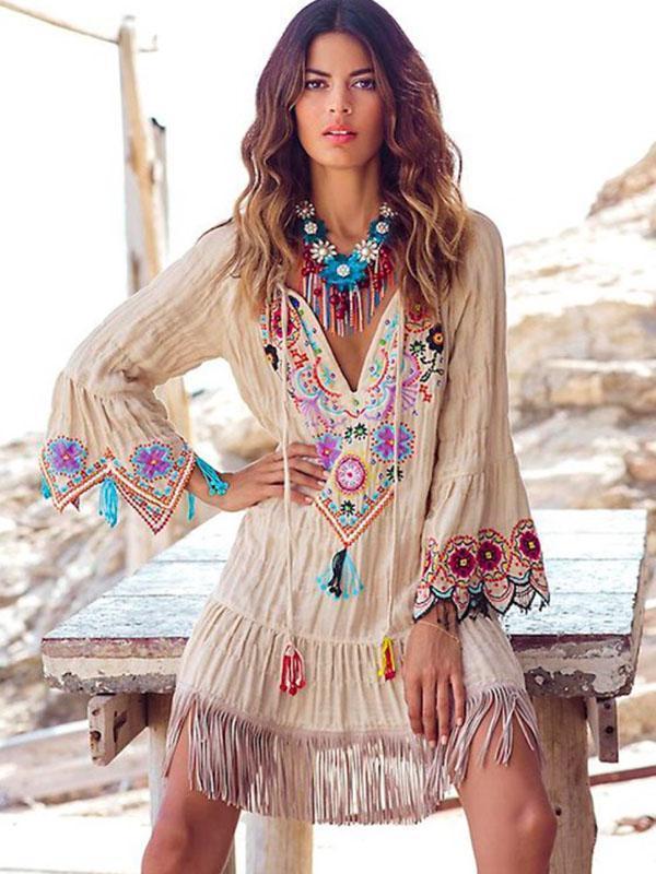 Summer V-necked Beach Dress with Floral Ornament