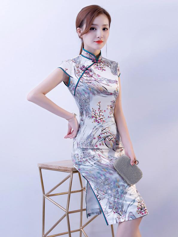 Vintage Silk Stand-collar Short Cheongsam