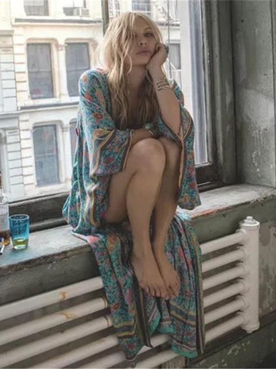 Casual Beach Long Cover-up in Blue Color