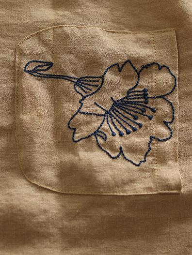 Vintage Embroidered Round-neck Solid T-shirt