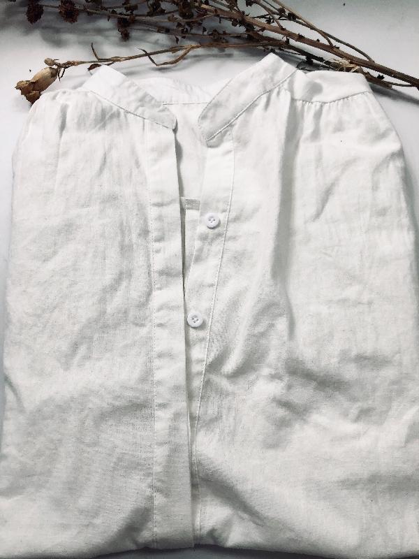 Simple White Sleeveless Stand Collar Long Dress