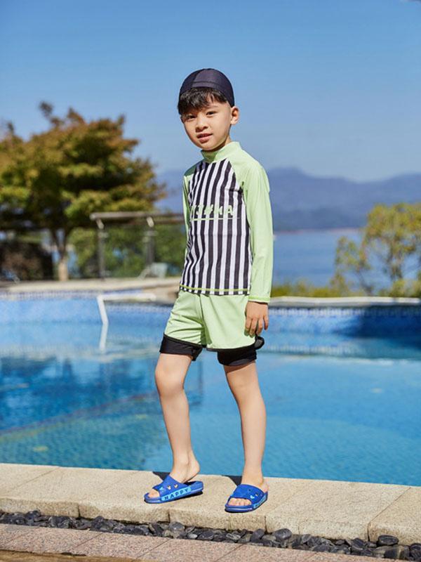 AONIHUA Stripes Printed Boy Swimwear