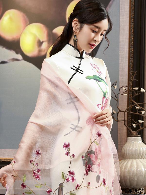 White Lotus Print Long Cheongsam