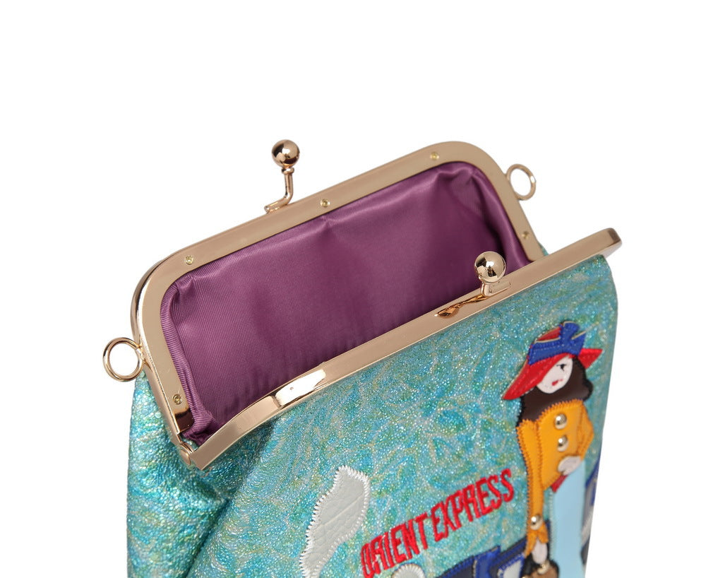 Chain fashion embroidery creative shoulder Bags