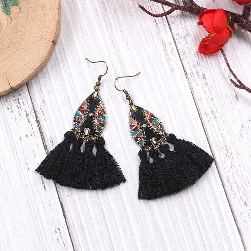 Retro exaggerated bohemian tassel earrings