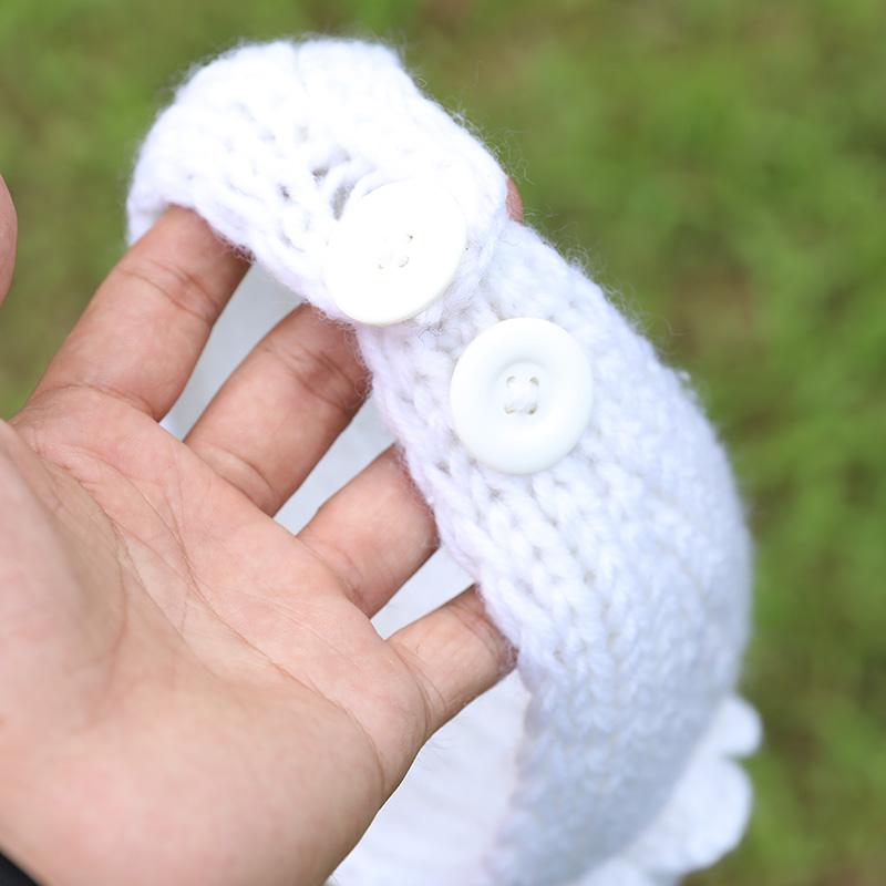 Stylish White Knitted Flower With Buttons Hair Bands For Women