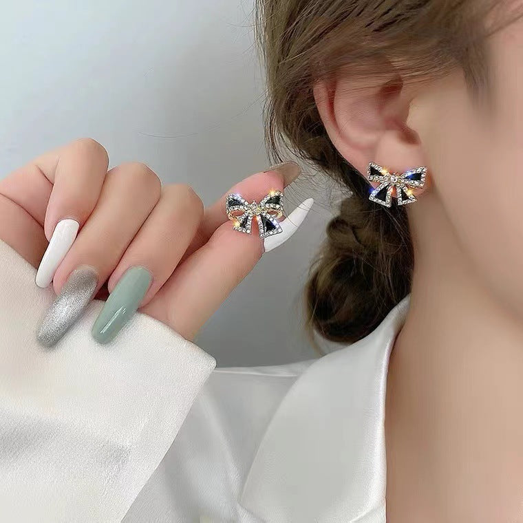 S925 silver needle black retro simple small bow earrings