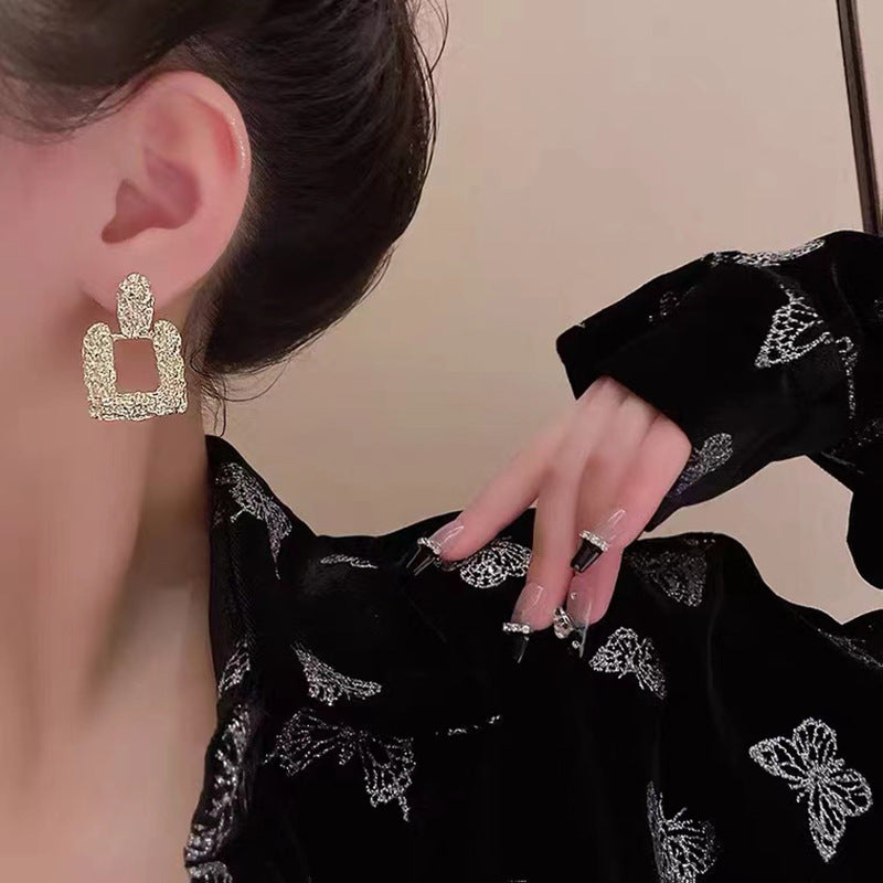 Metal vintage earrings