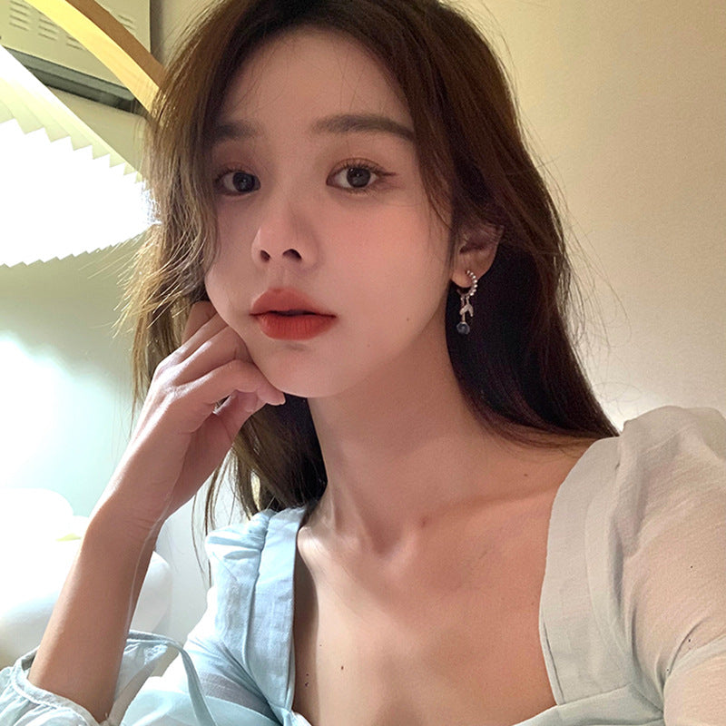 Mermaid princess fishtail pearl earrings