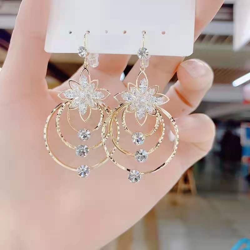 Geometric crystal glass earrings