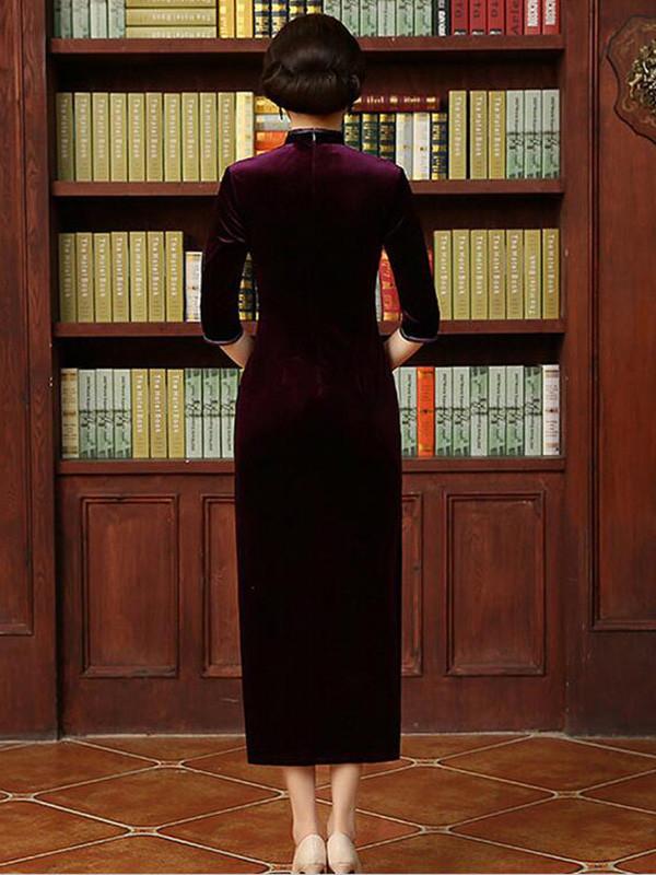 Embroidery Half Sleeve Long Cheongsam Dress