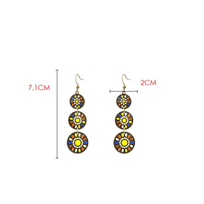 Retro Three Round Flowers Earrings