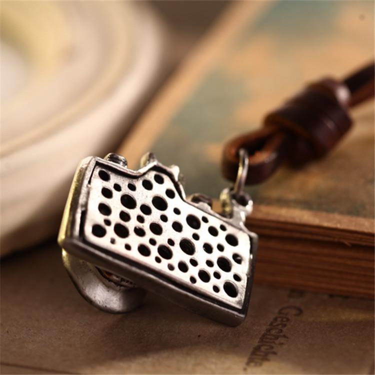 Trendy Cowhide Rope Alloy Camera Pendant Necklace
