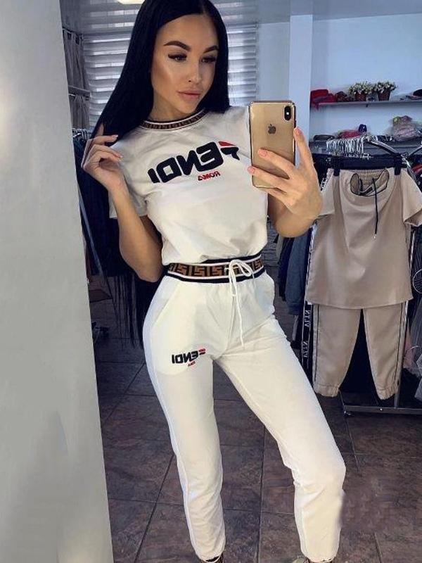 Short Sleeve Printed T-shirt And Sport Pants Suits