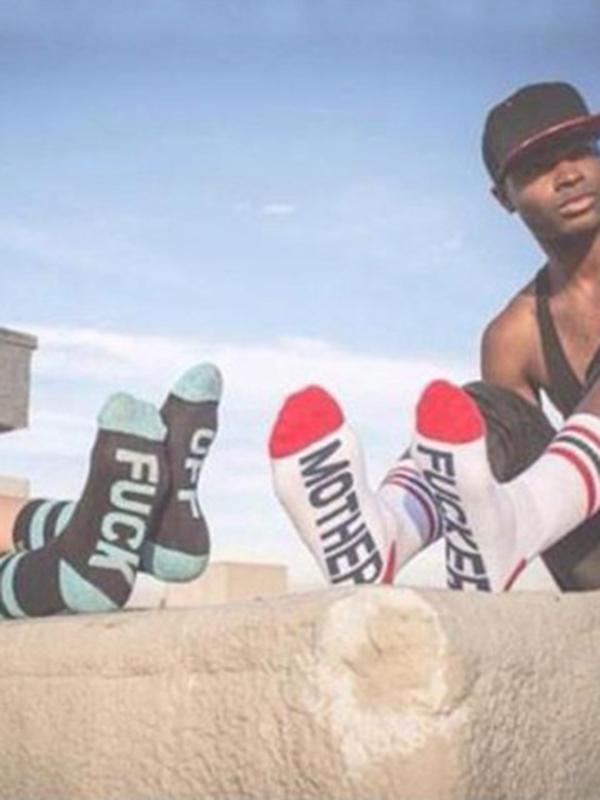 Letter Striped Deodorant Mid-calf Length Socks