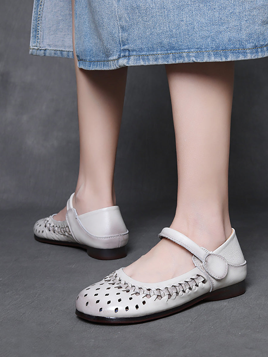 Women Vintage Leather Hollow Out Low Heel Shoes