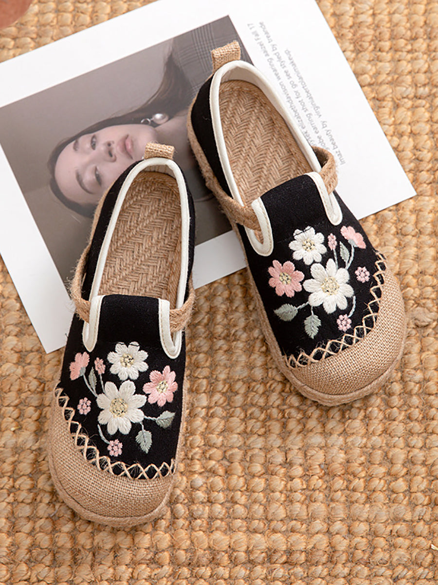 Women Ethnic Flower Embroidery Linen Flat Shoes
