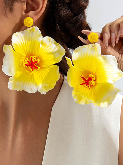 Flower Shape Drop Earrings