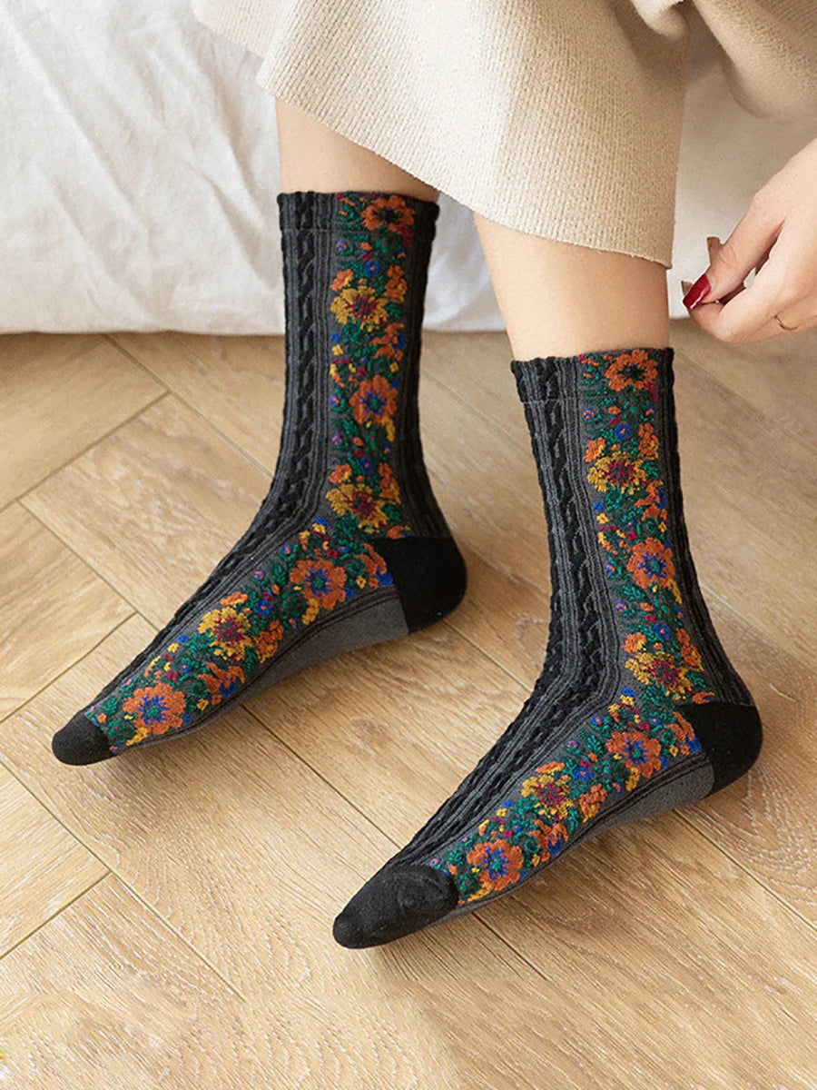 Retro Floral Jacquard Socks
