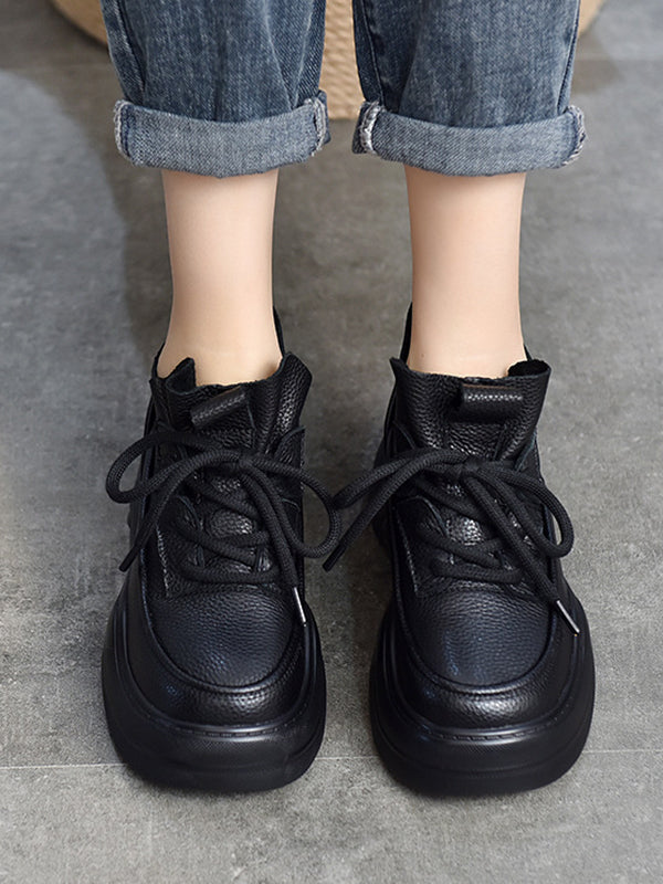 Round-Toe Tied Boots