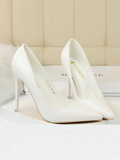 Pointed-Toe Solid Color Pumps
