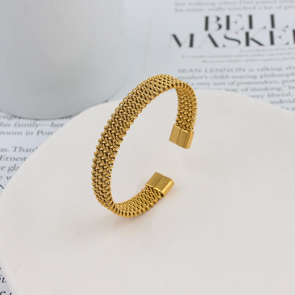 Simple Style Grid Braid Bangle For Women In 304 Stainless Steel With 18K Real Gold Electroplated Finish