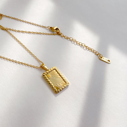 Clouds Necklace For Women Featuring Electroplated 304 Stainless Steel With 18K Real Gold Plated Cable Chain