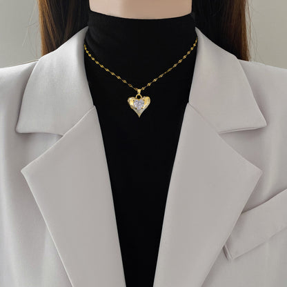 Romantic Handmade Heart Shape Necklace For Women In 201 Stainless Steel With Glass Inlay And Cable Chain