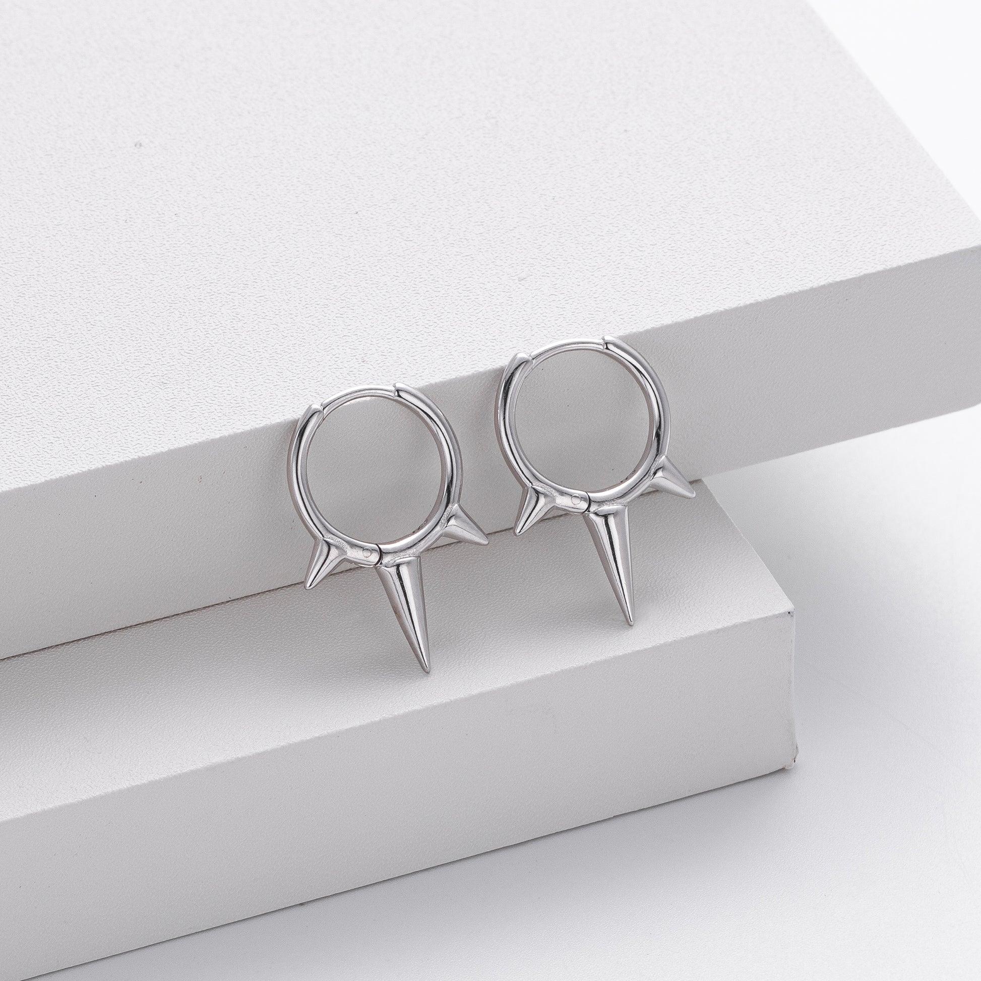 Conical 925 Sterling Silver Earrings For Women With 18K Gold Plating 0.03µm Thickness