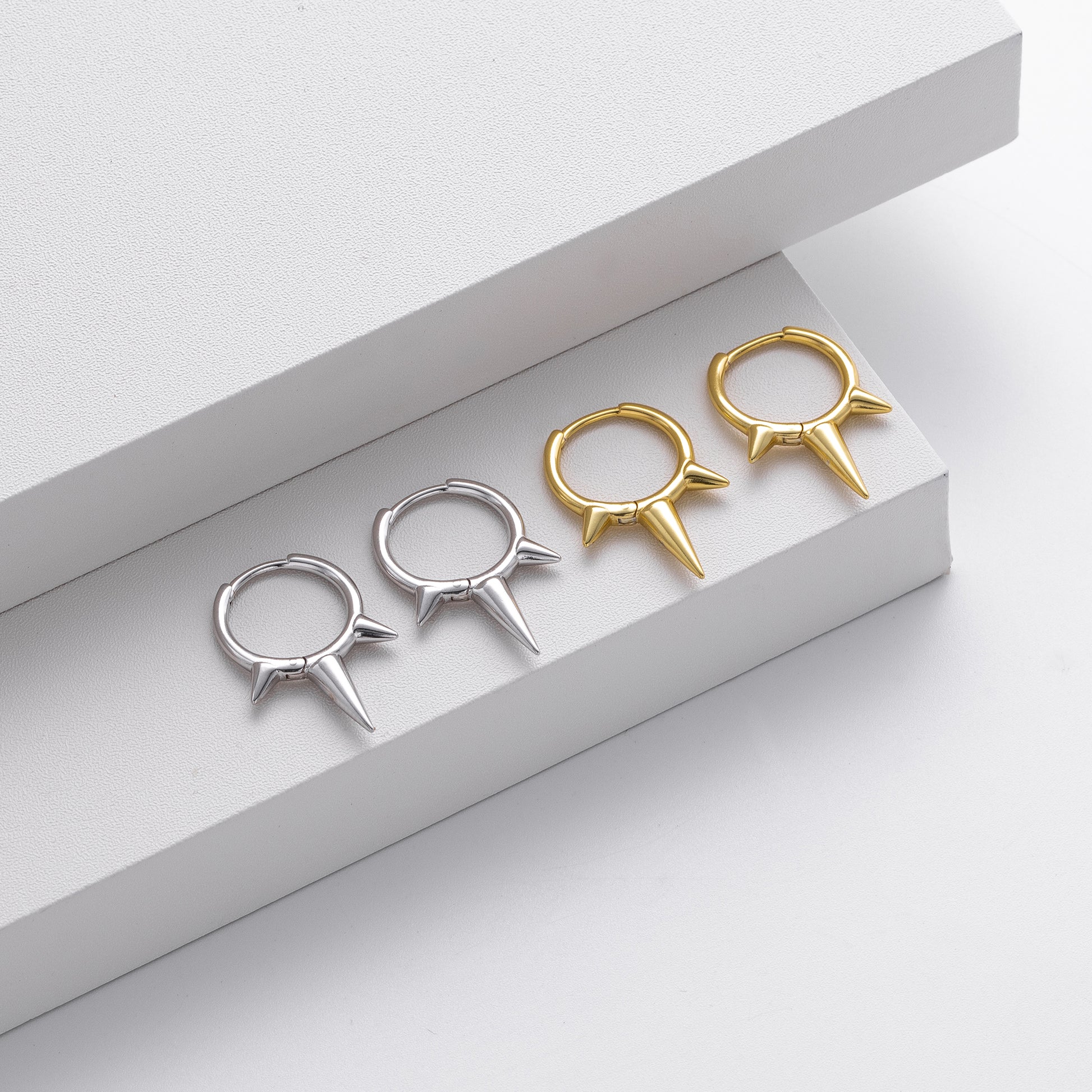 Conical 925 Sterling Silver Earrings For Women With 18K Gold Plating 0.03µm Thickness